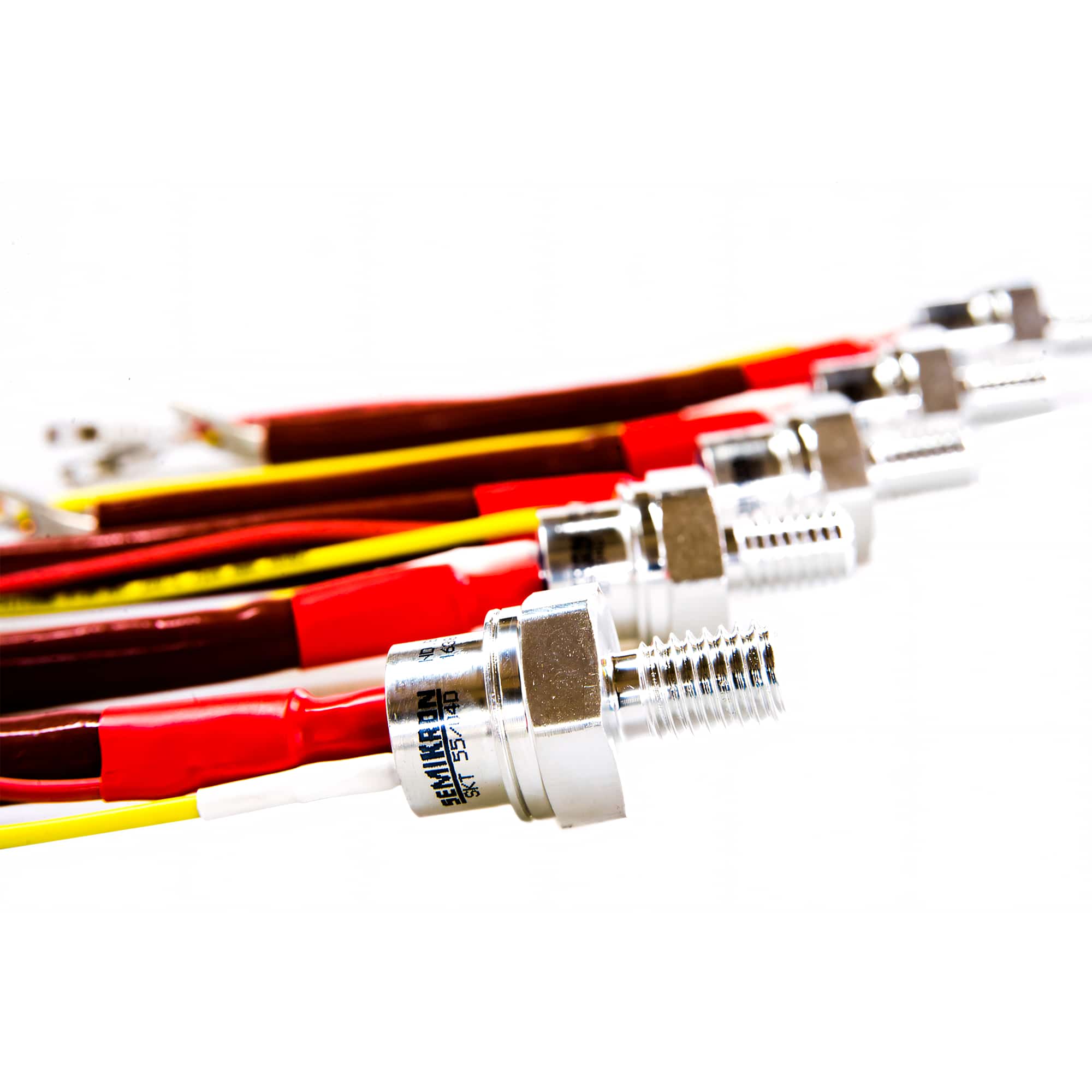 O que são tiristores e qual sua importância na eletrônica
